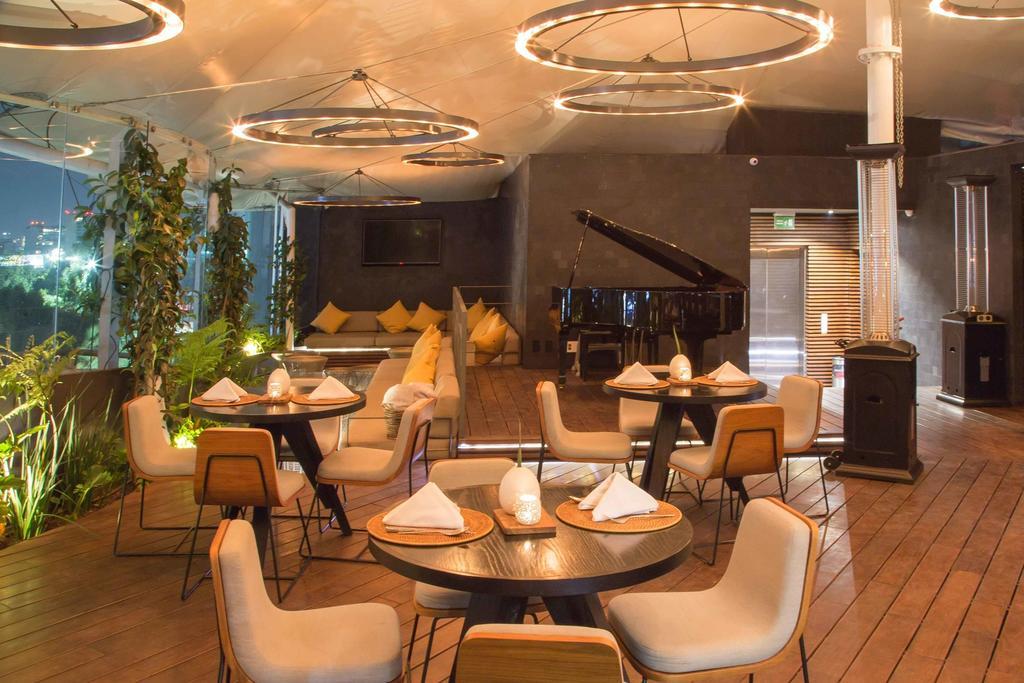 Suites Contempo Città del Messico Esterno foto The interior of the restaurant